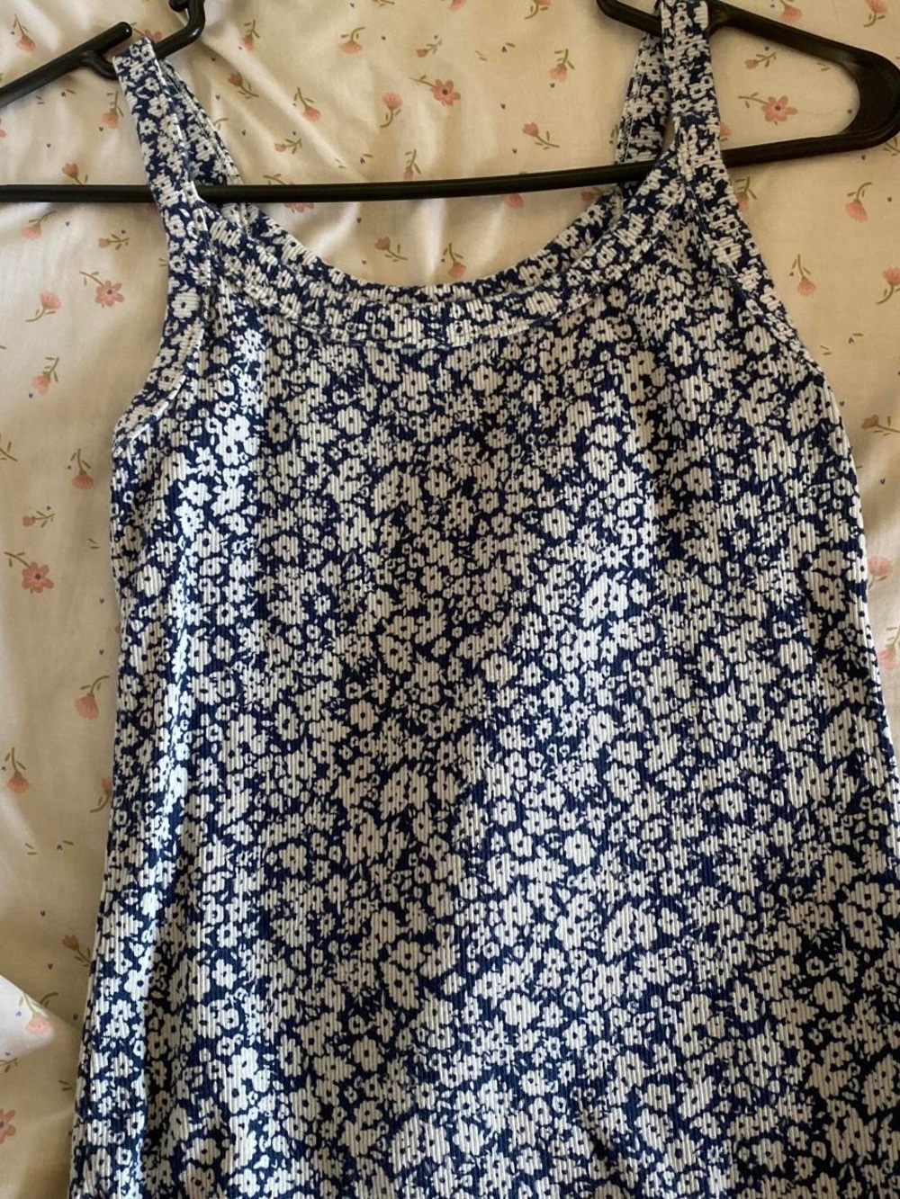 Old Navy Navy Blue and White Floral Ribbed Cami